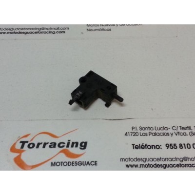 ref: 9877 sensor de embrague suzuki intruder volusia 800 año 2002 ref: 9877 sensor de embrague suzuki intruder volusia 800 año 2002